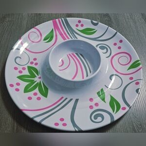 Crofton Melamine chip and dip serving tray green/pink/white tropical-floral